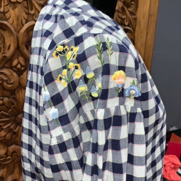 EUC H&M LOGG size 2 plaid top - Picture 6 of 9
